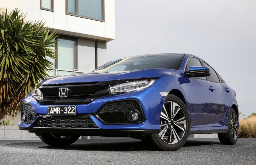  Honda Civic VTi-LX Hatchback 2017 года  (AU) (фото 26 из 40)